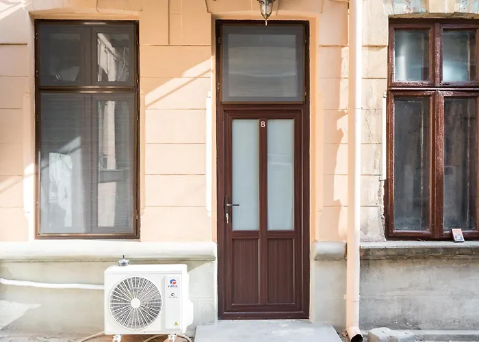 Urban Walls 5b アパート *